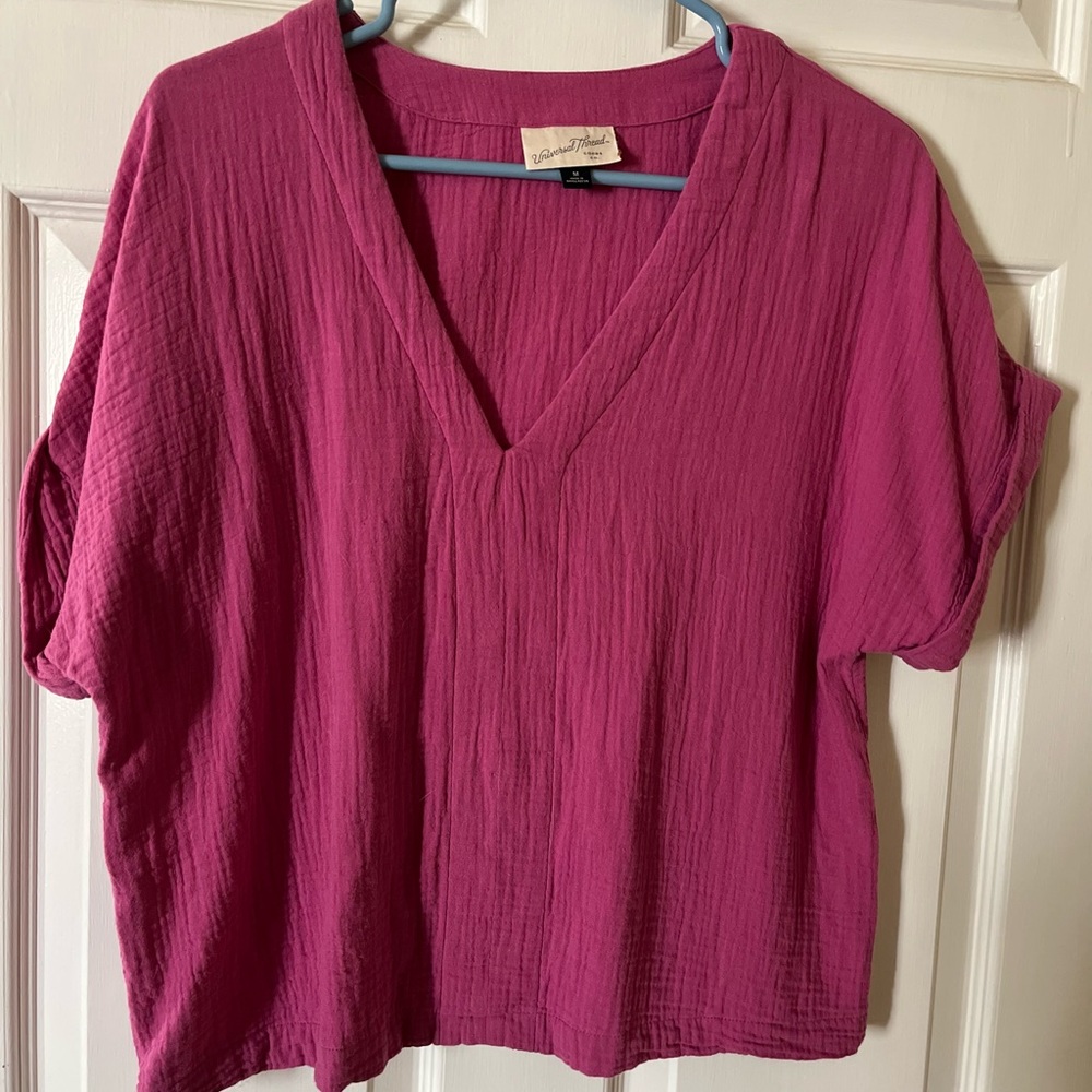 Women’s size medium top